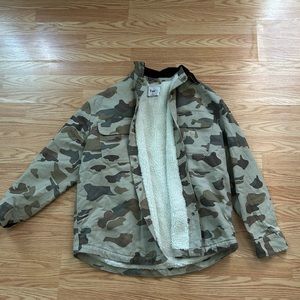 Aritiza TNA sherpa jacket